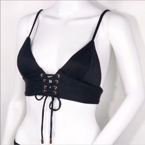 Kopper & Zink Black Lace Up Triangle Tobi Bikini Top wide band clasp close Sz M